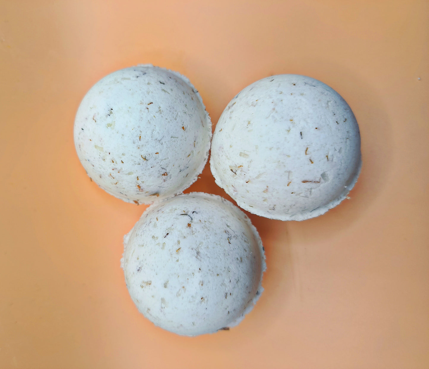 Natural botanicals bath bomb- Chamomile
