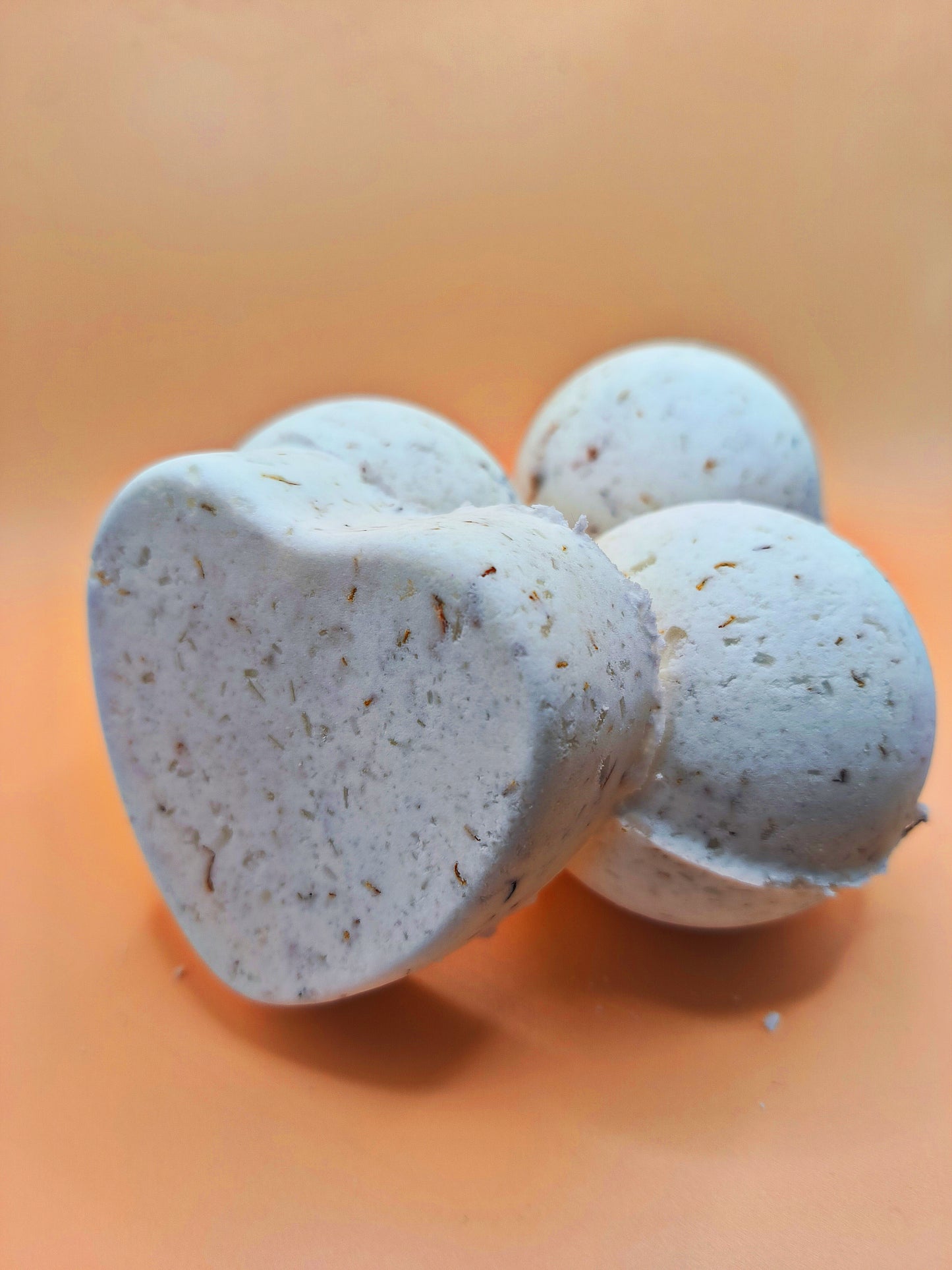 Natural botanicals bath bomb- Chamomile