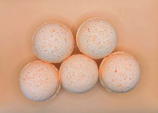 Natural bath bomb- Clementine &Papaya
