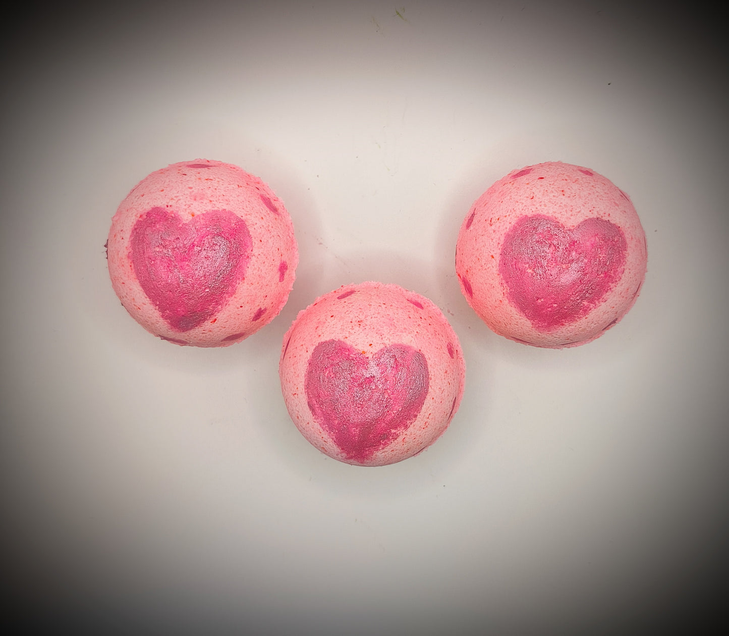 Natural bath bomb- Watermelon