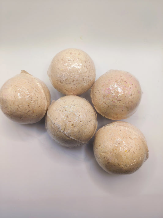 Natural bath bomb-Lemon blossom and cedarwood
