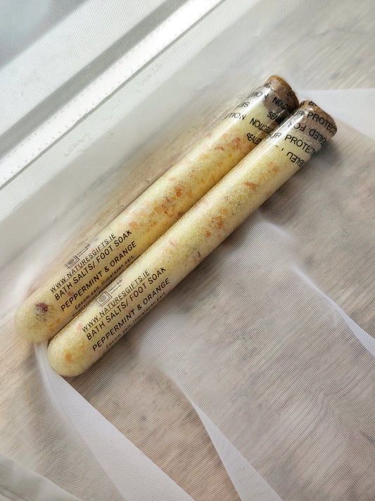Peppermint and orange bath salts